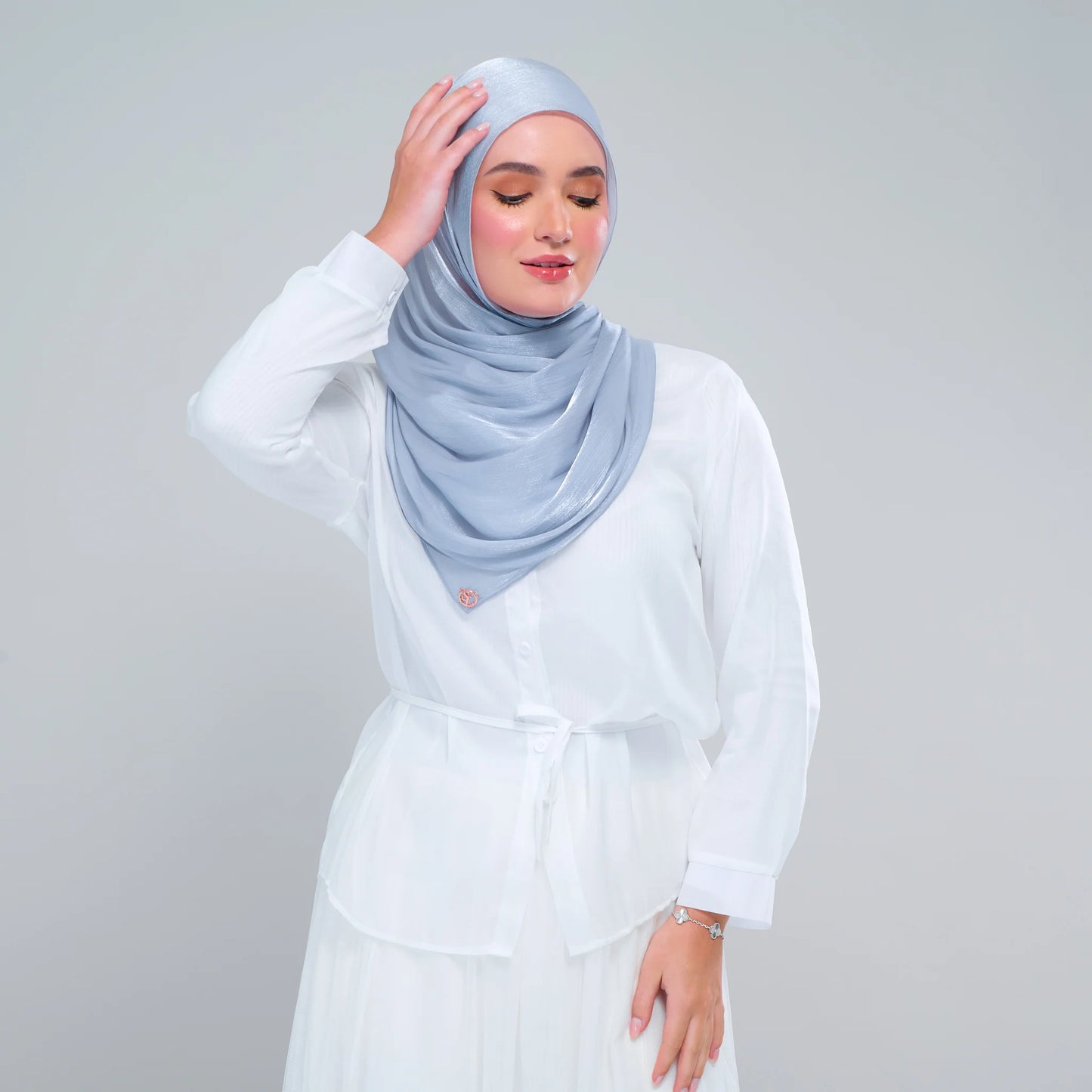 ‘NEW’ Raia Shawl | Ironless Shimmer in Dusty Blue