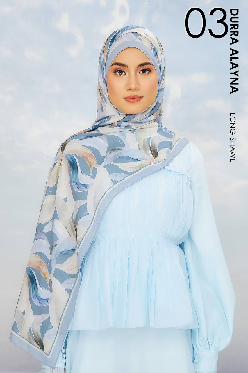 Durra Alayna in Blue Ocean