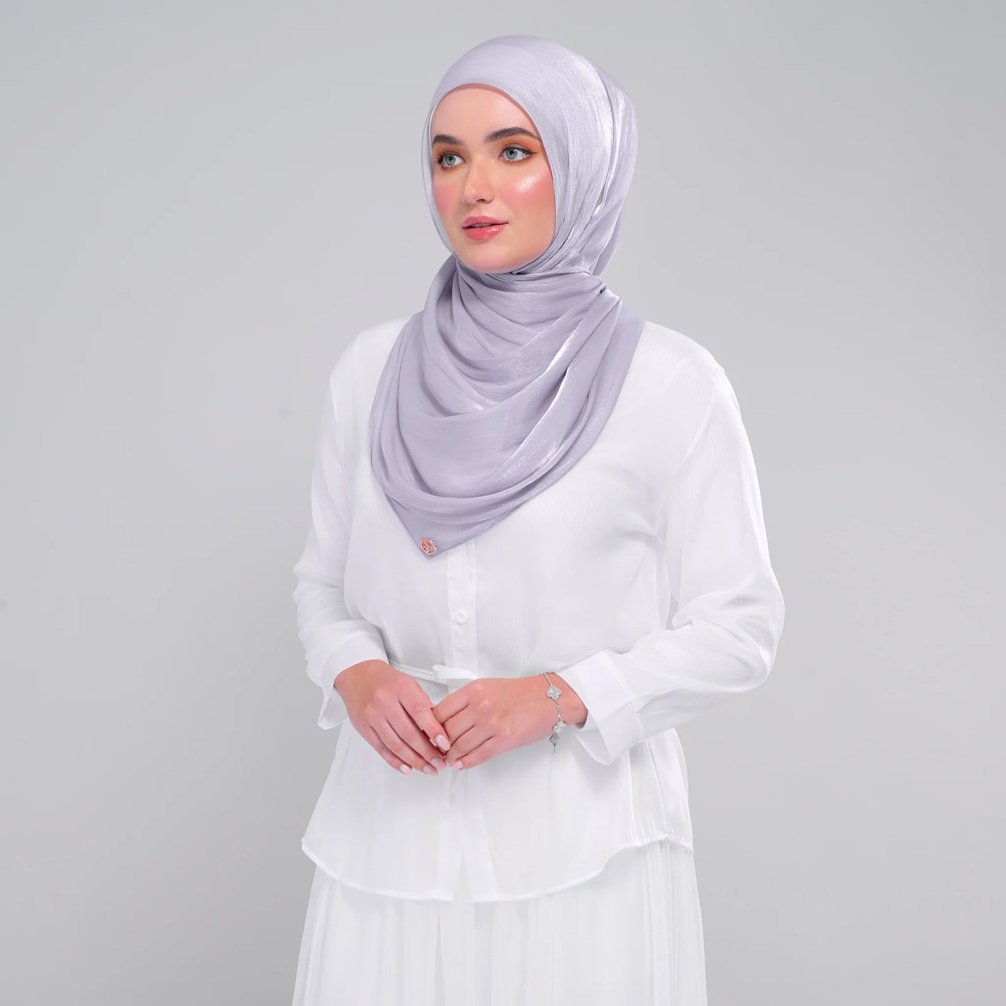 Raia Shawl | Ironless Shimmer in Platinum