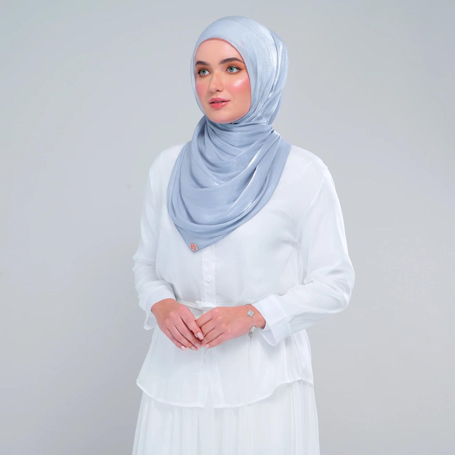 ‘NEW’ Raia Shawl | Ironless Shimmer in Dusty Blue