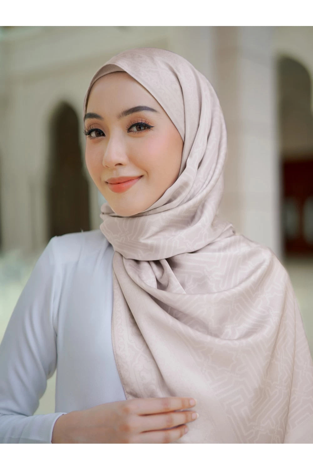 Alhambra in Blush