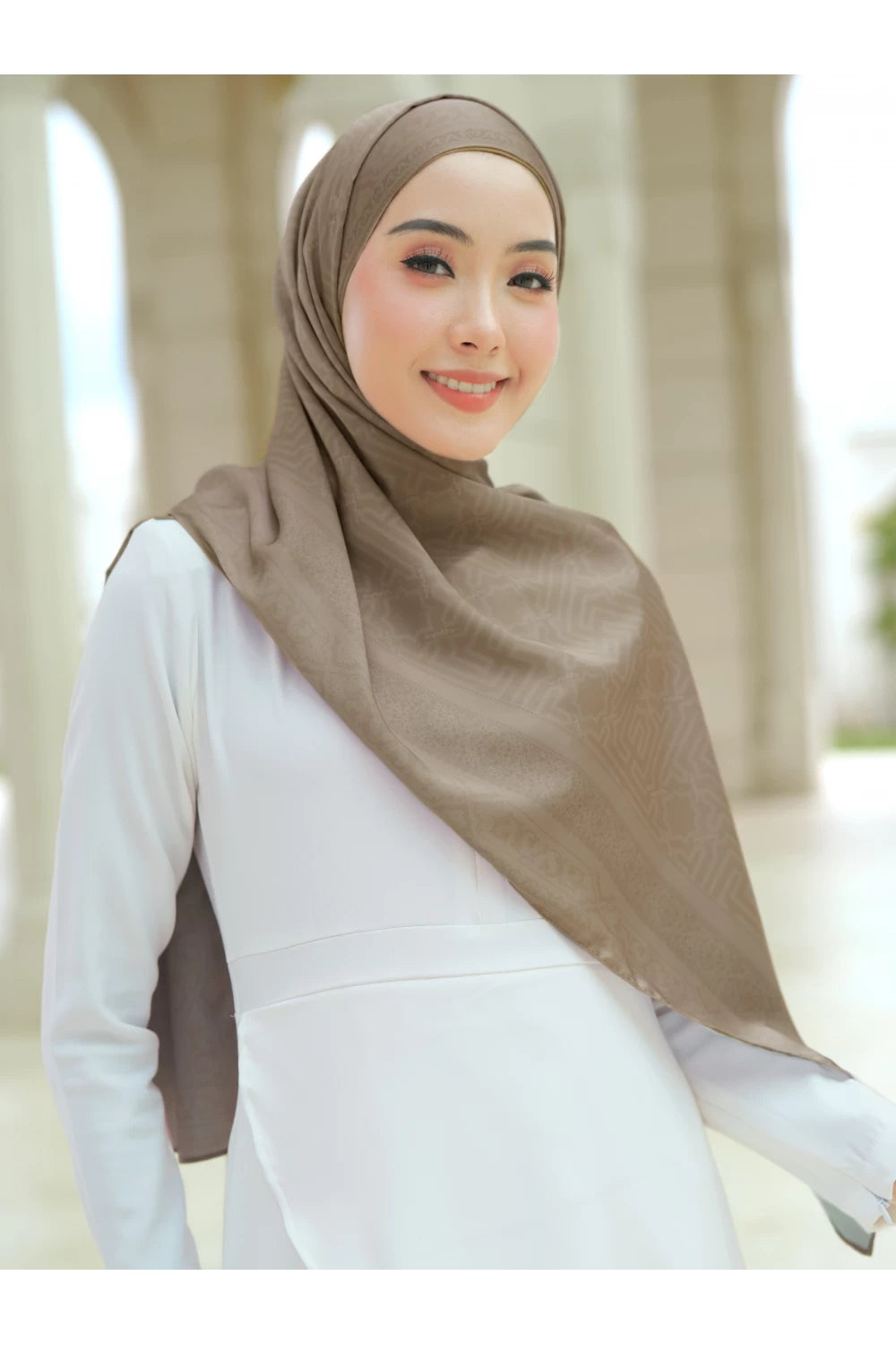Alhambra in Khaki