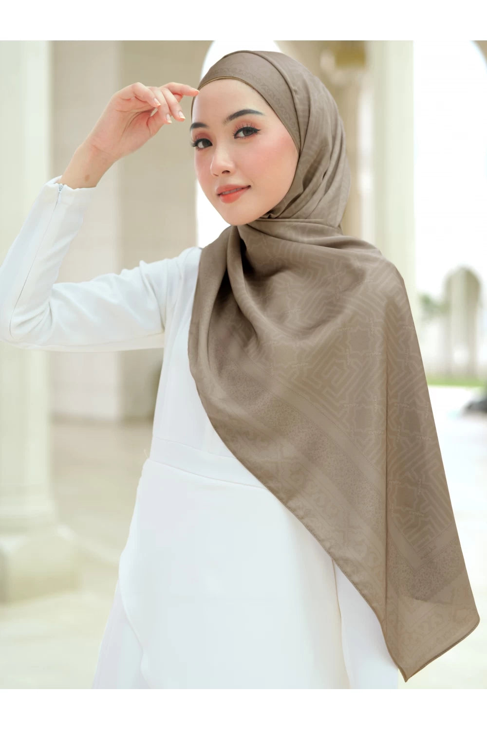 Alhambra in Khaki