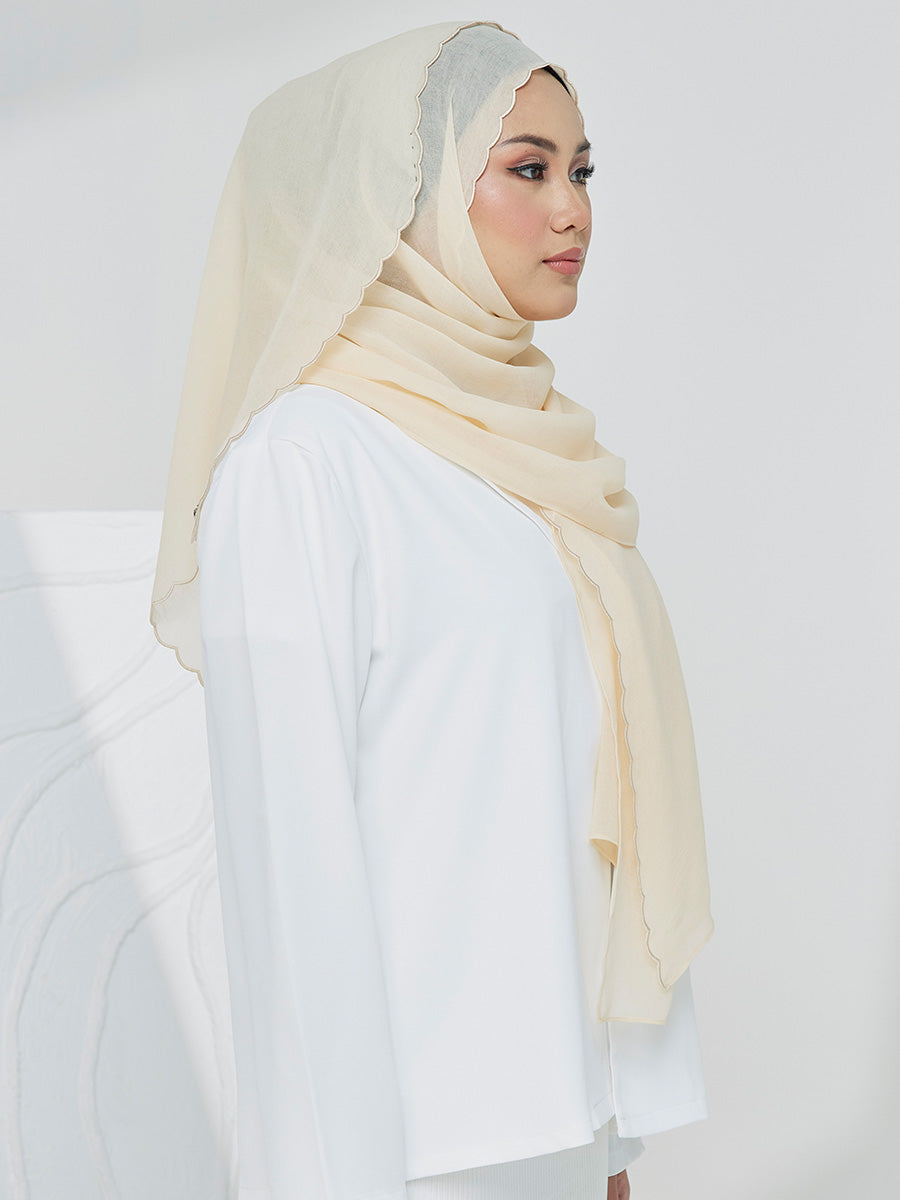 Suri Sulam in Buttermilk