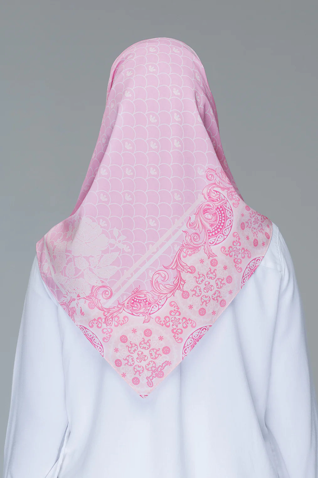 The English Tiles Square | Emilene in Pink