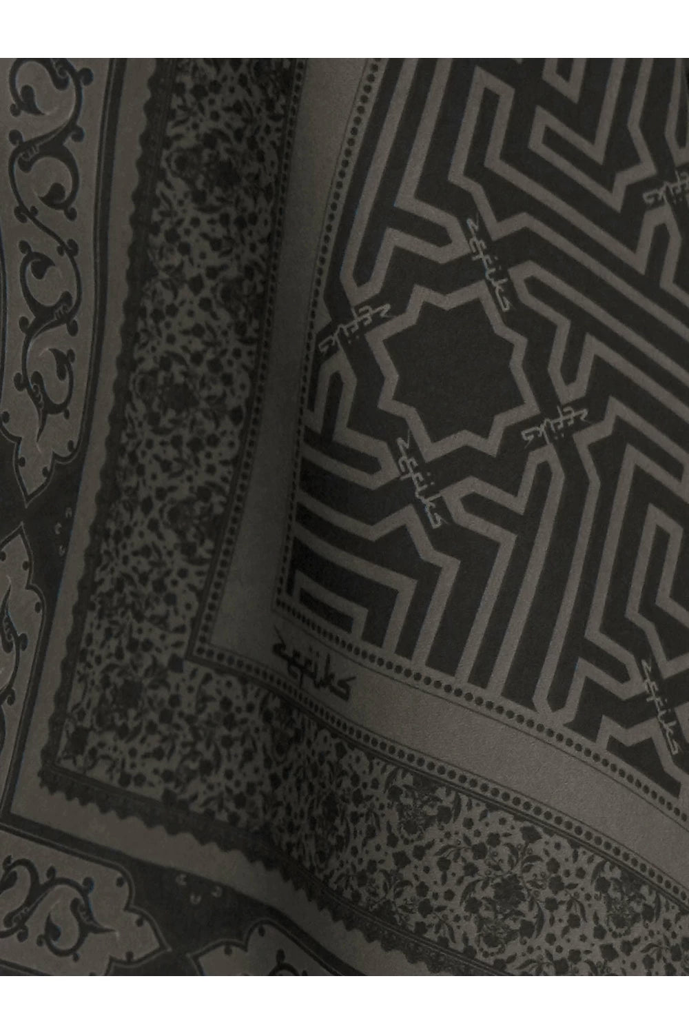 Alhambra in Charcoal