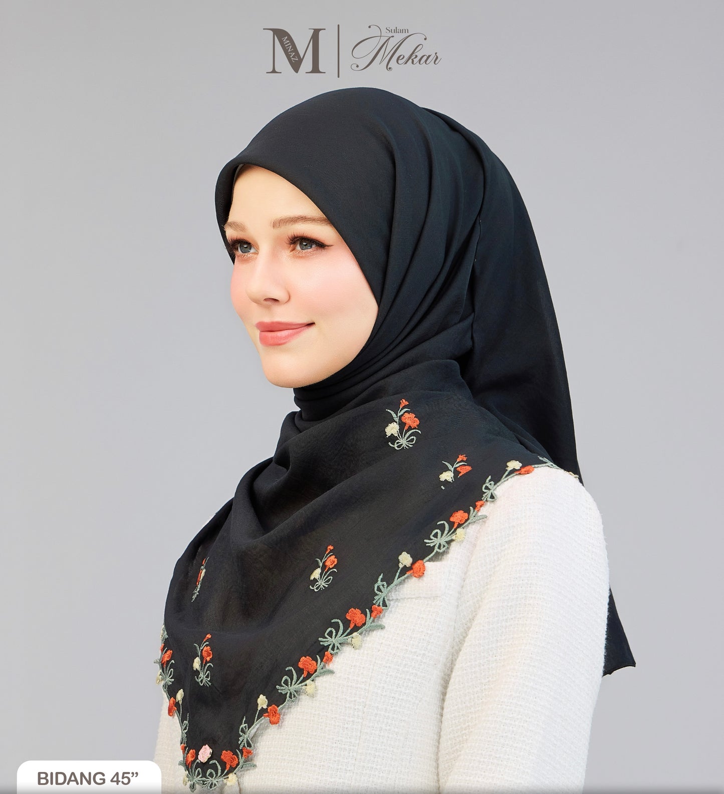 Sulam Mekar in Black 45”
