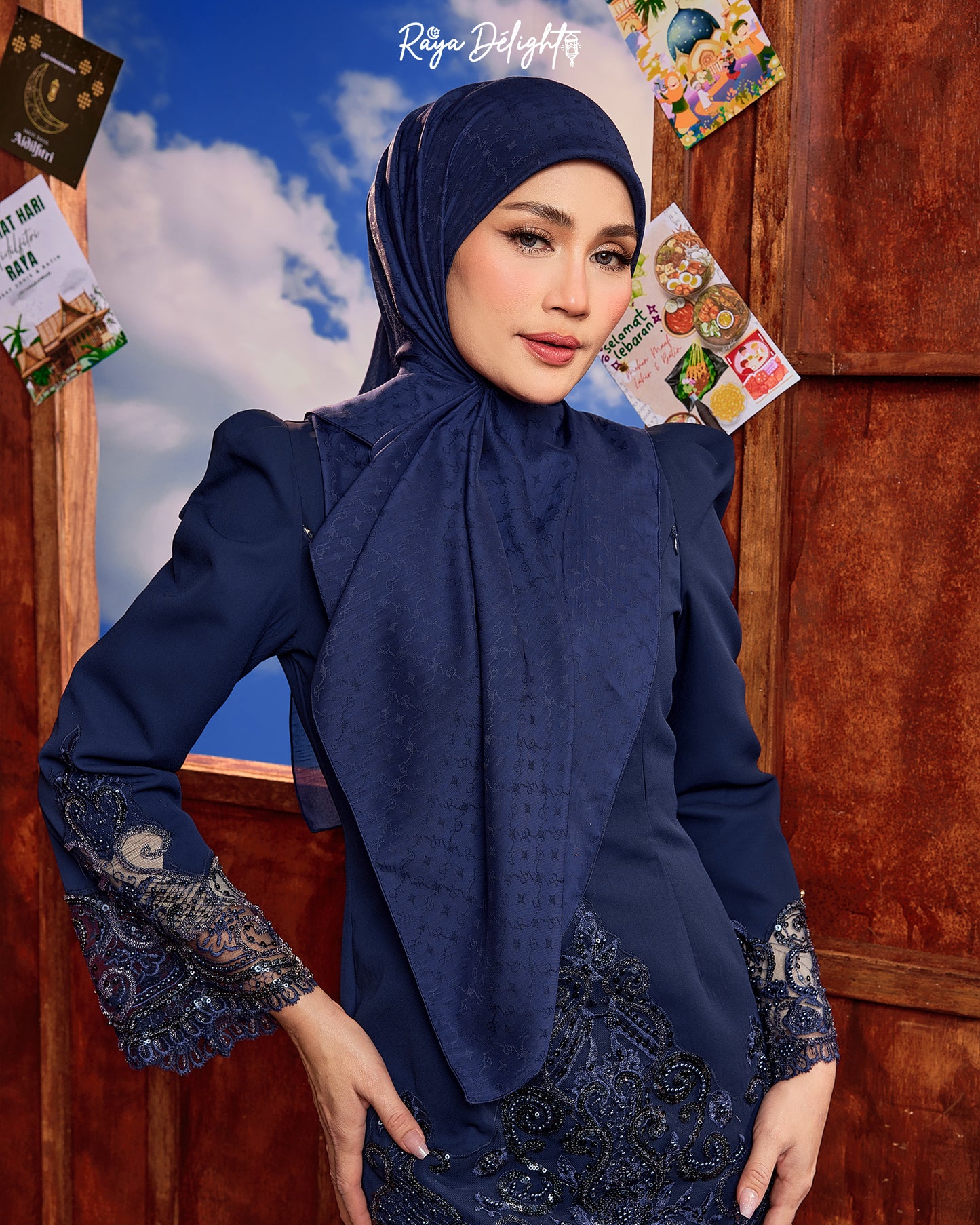 Raya Delight in Navy Blue
