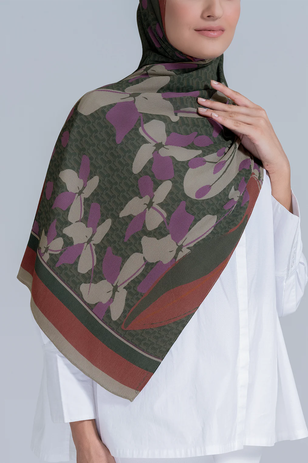 Jasmine Art Series in Hunter Green