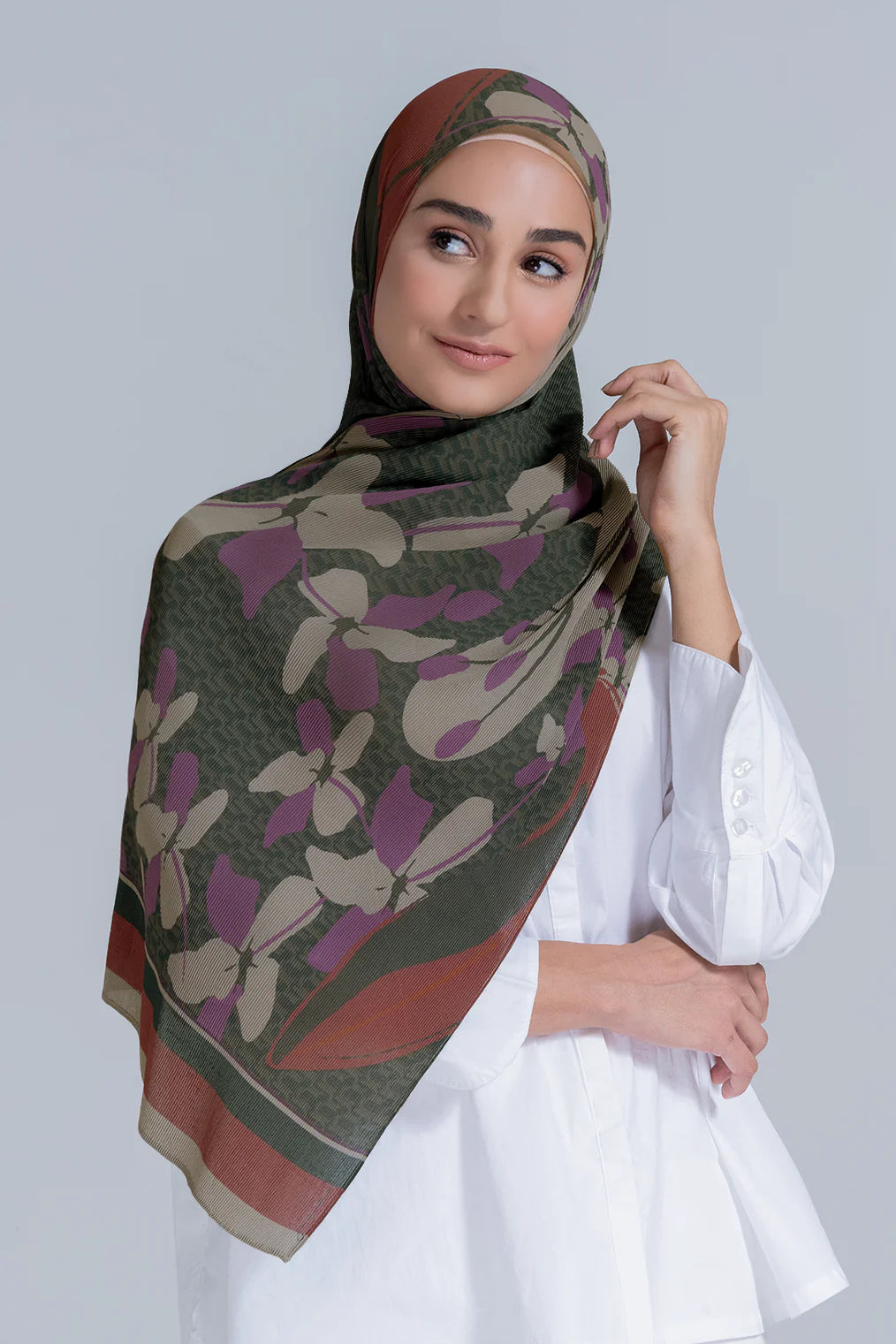 Jasmine Art Series in Hunter Green