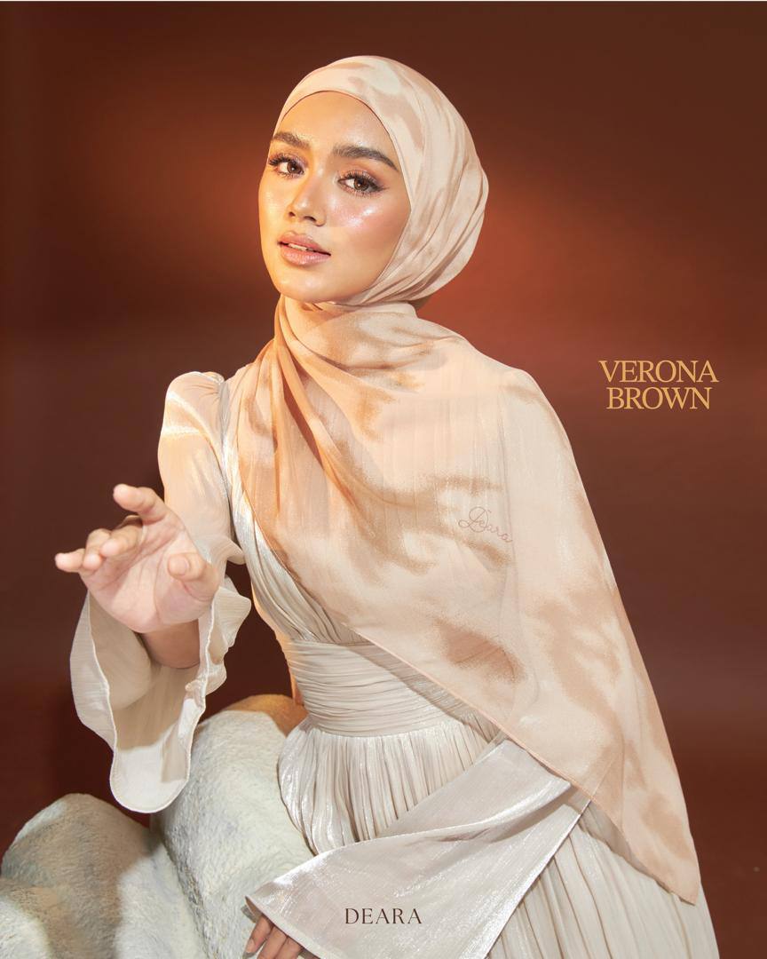 Thesselia in Verona Brown