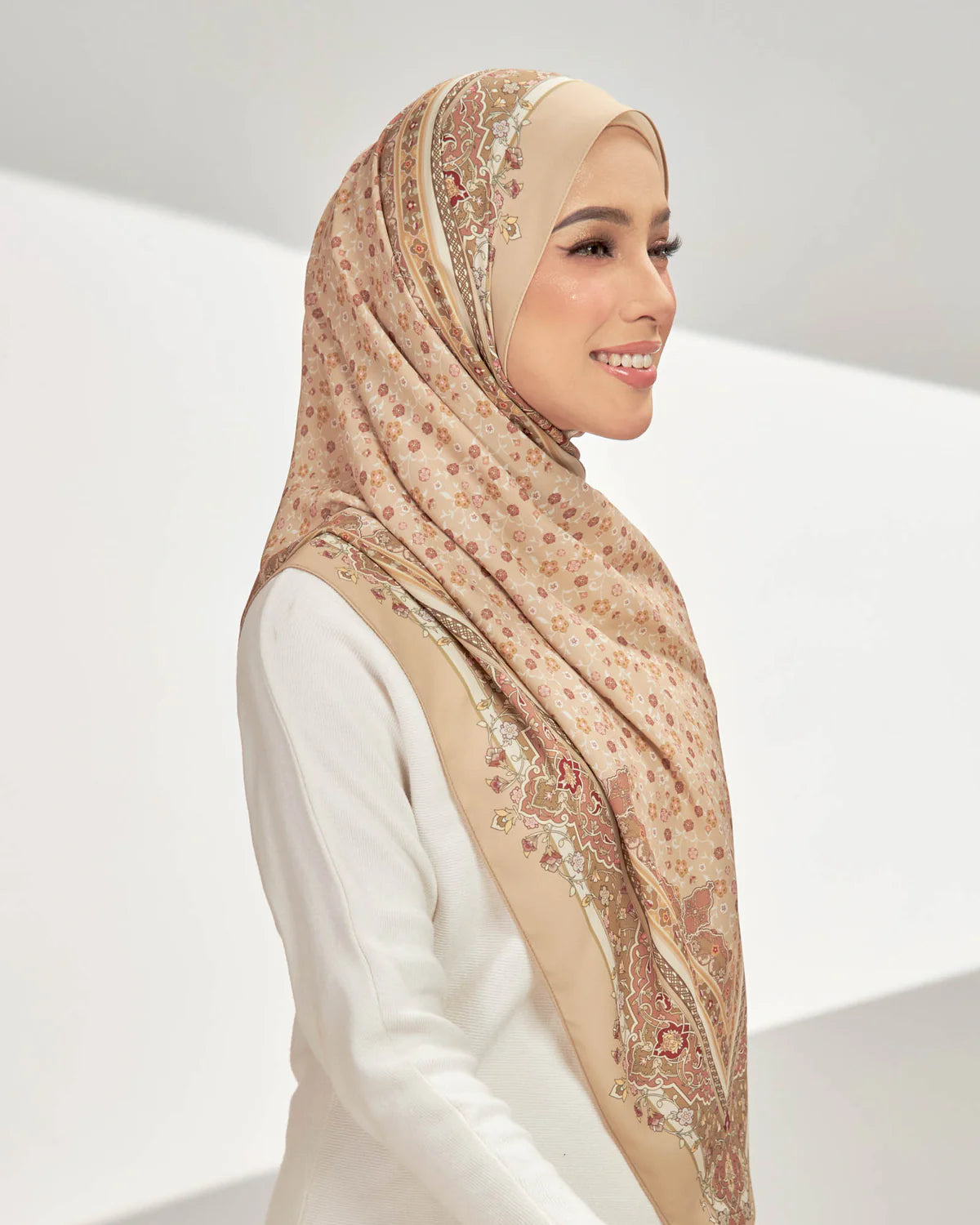 Tahzeeb in Bayj Wheat Chiffon Shawl