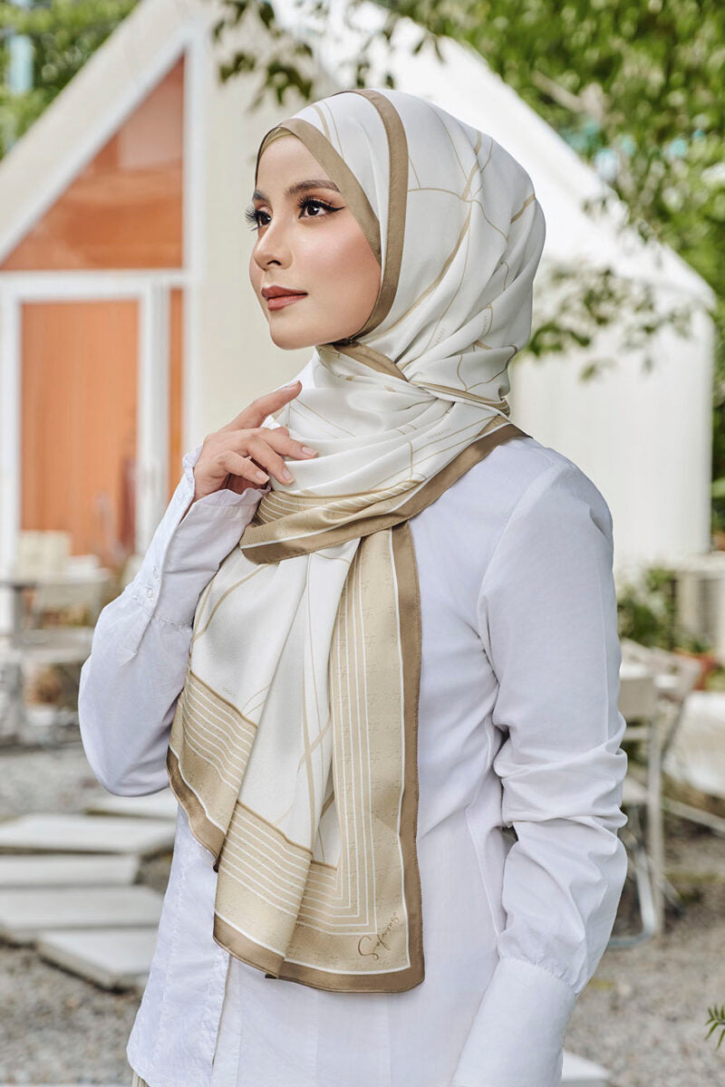 Laneeya Auryn in Inspiring Imelda