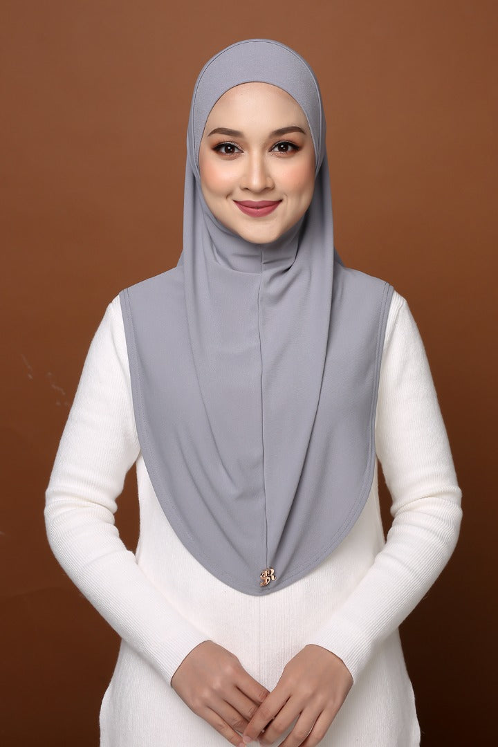 Dinda in Light Grey