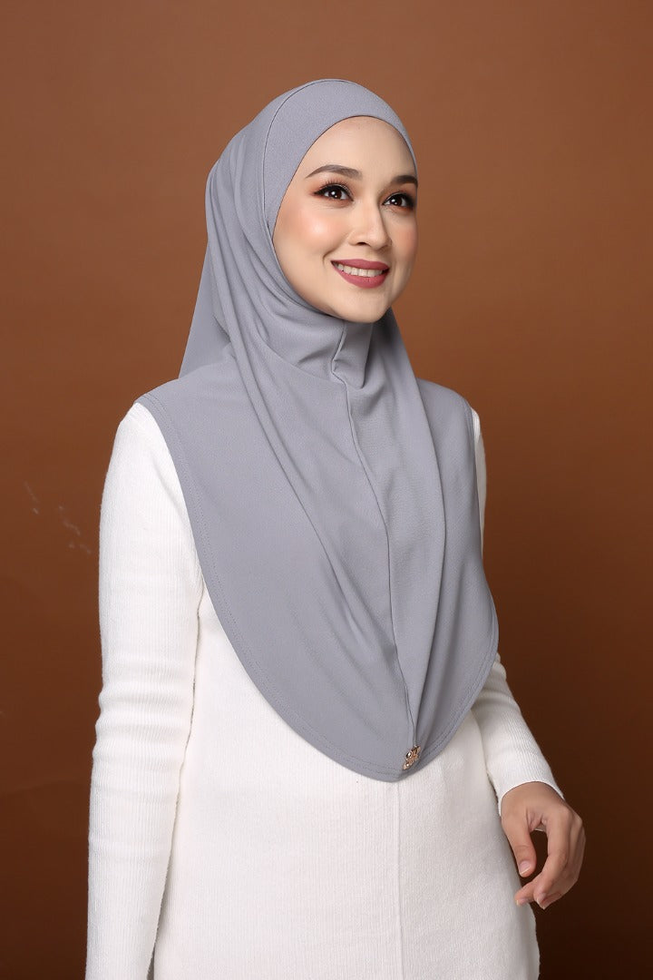 Dinda in Light Grey