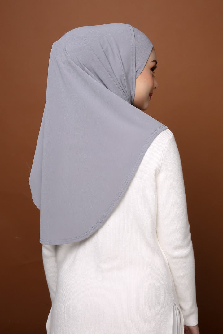 Dinda in Light Grey