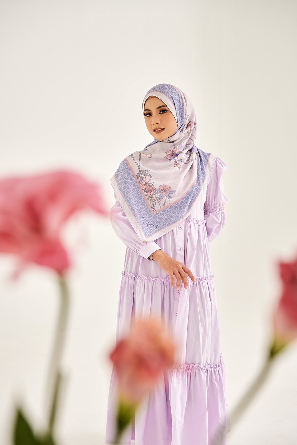 Elle Zara in Lilac Brown