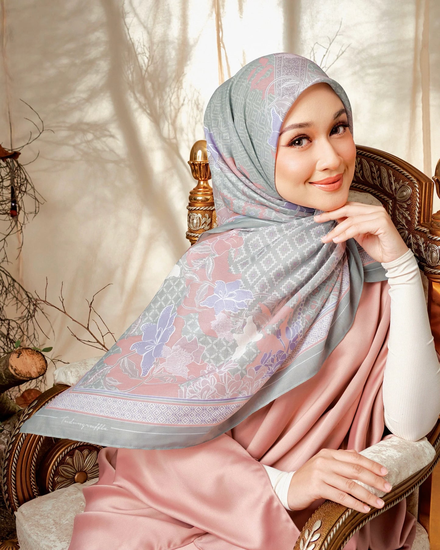 Kirana Shawl in Dusty Pistachio