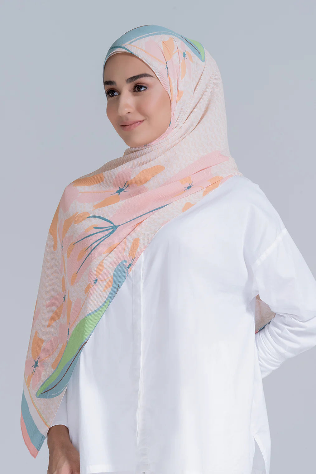 Jasmine Art Series in Salmon Pink