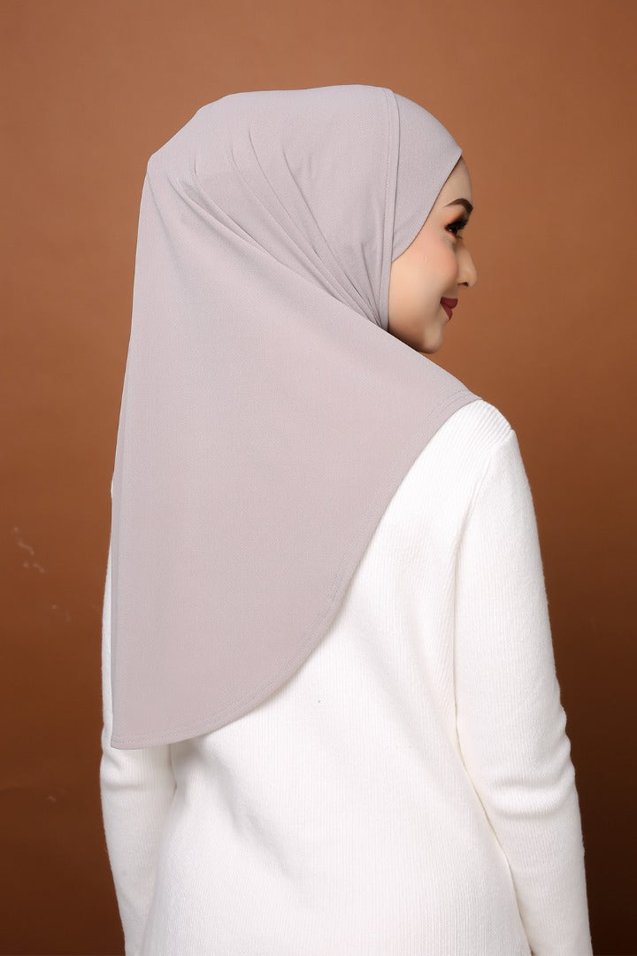 Dinda in Silver Nude