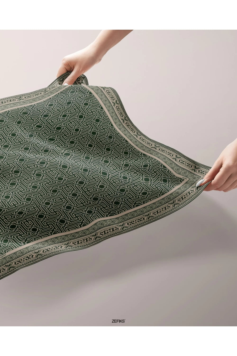 Alhambra Square in Emerald Green