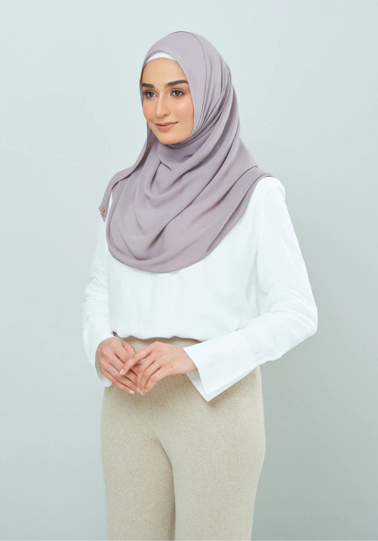 Dolly in Ash Taupe