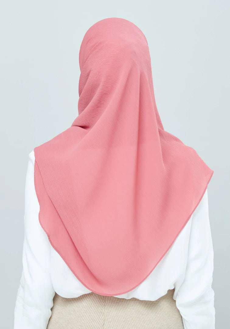 Dolly in Blush Coral