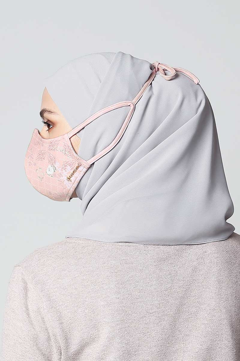 Jovian x Ria Miranda | The Friendship Series Hijab Mask in Blush Pink