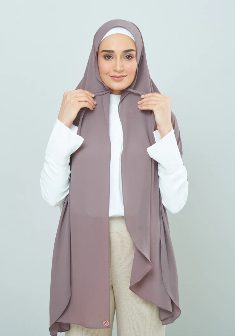 Dolly in Deep Taupe