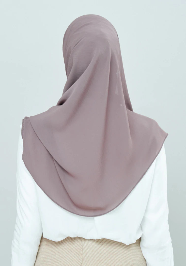 Dolly in Deep Taupe