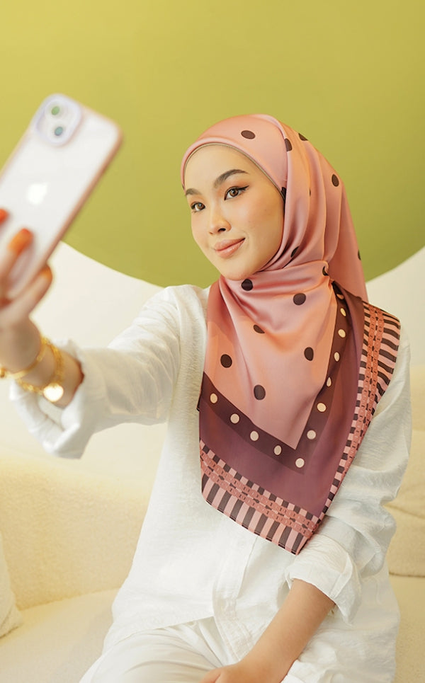 Molly in Dusty Rose Pink