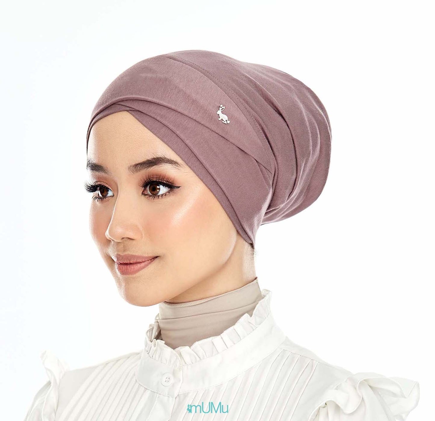 Criss Cross Snow Cap in Mocha