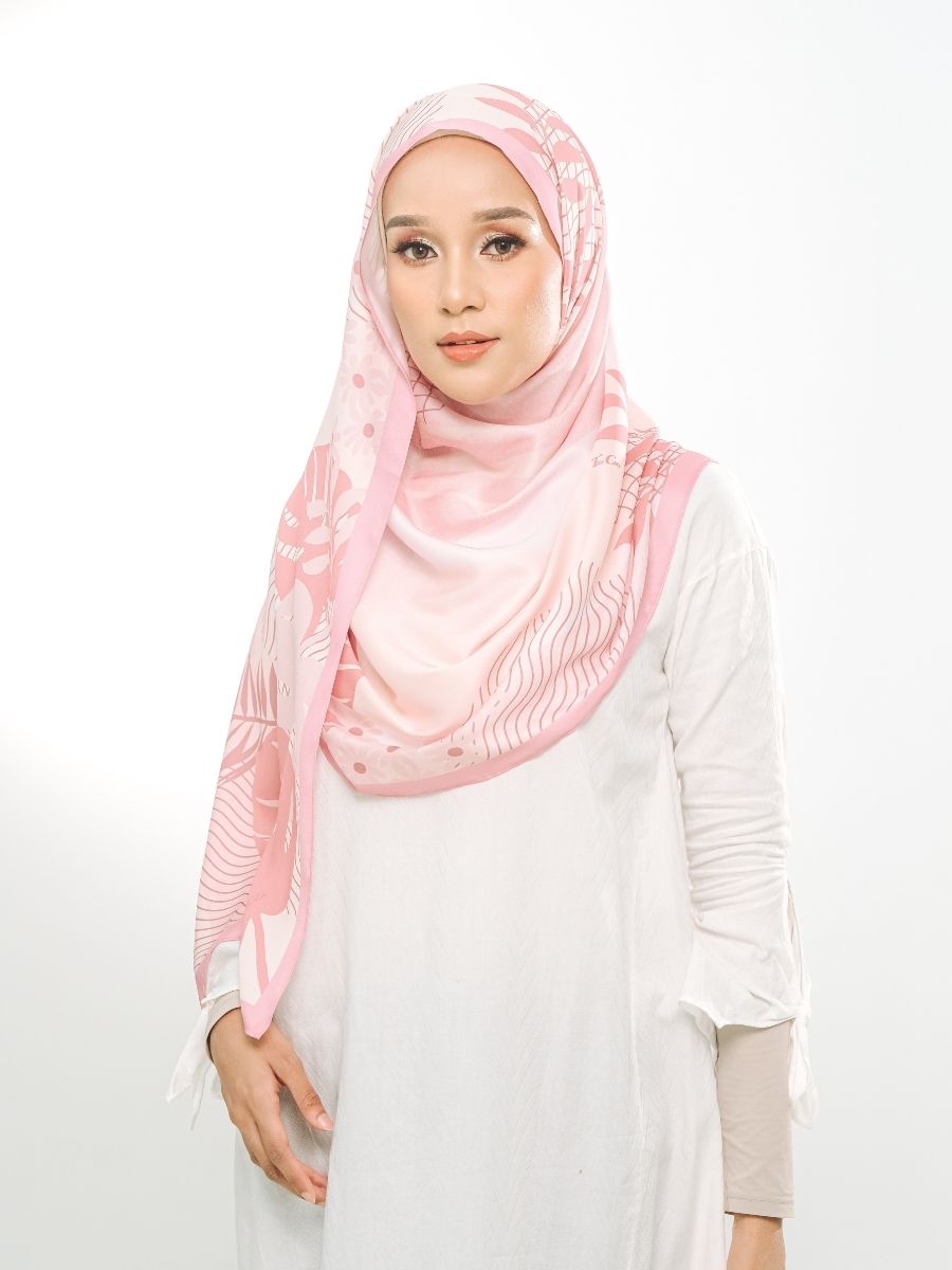 Sahara in Majestic Shawl