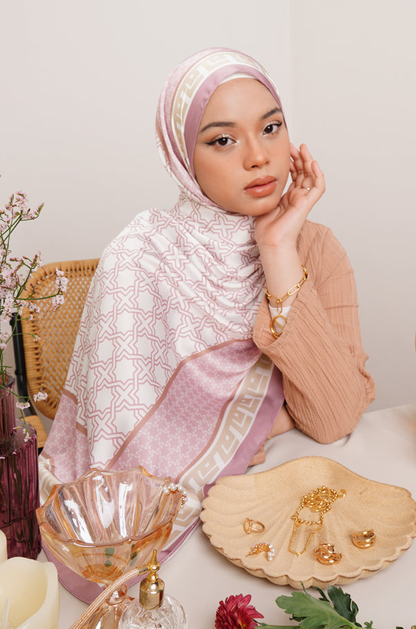 Nageena in Parfait Pink