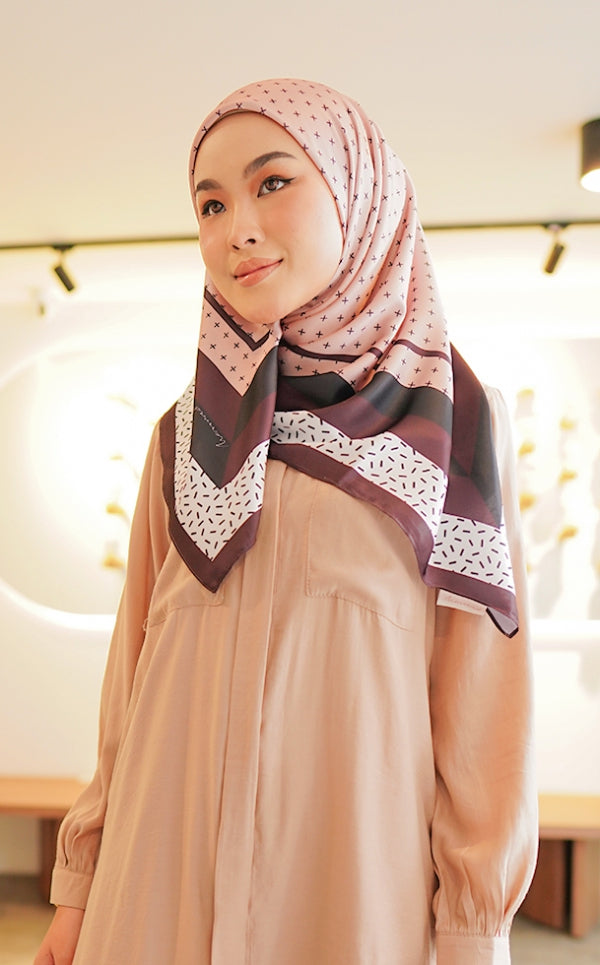 Cecilia in Pink Purple