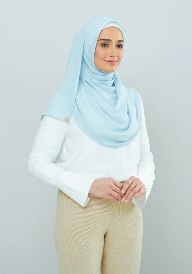 Dolly in Sky Blue