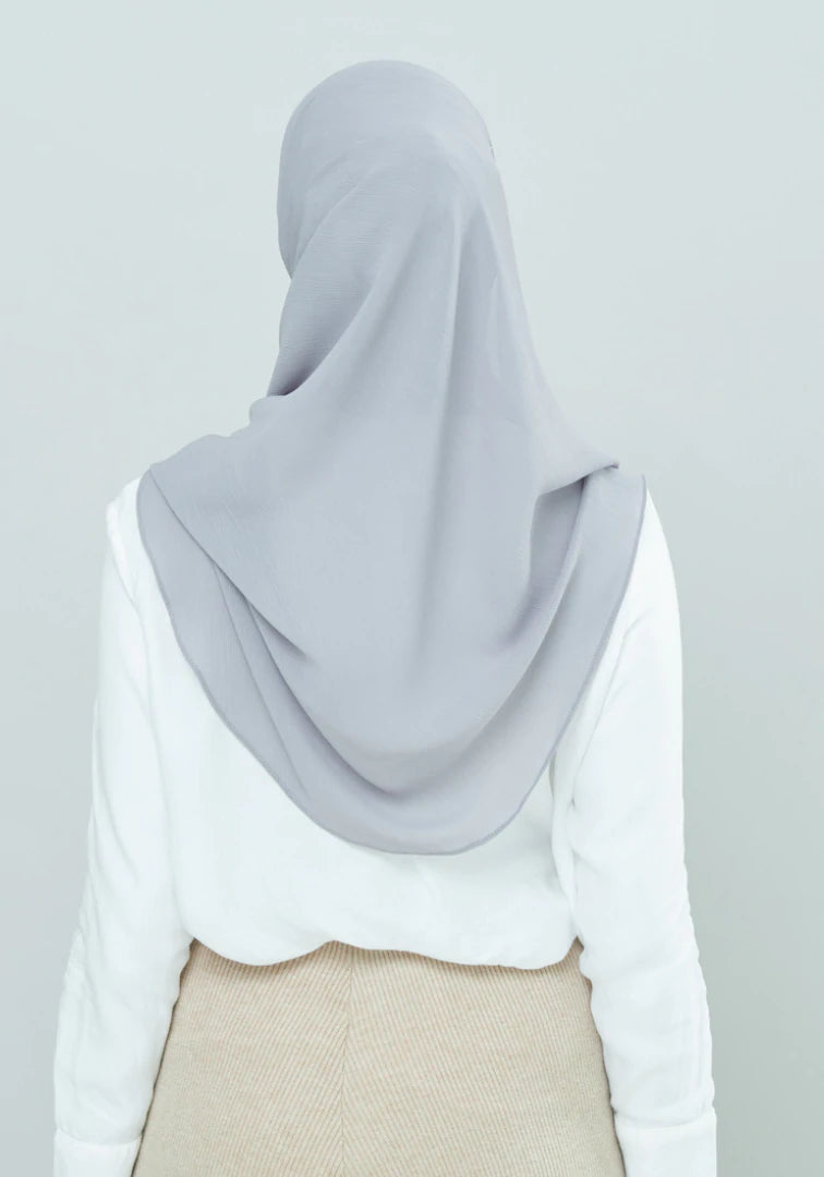 Dolly in Smokey Grey