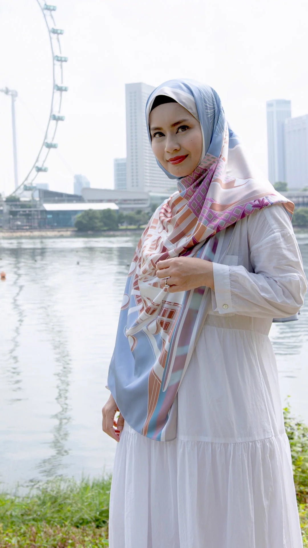Shawl Singapura Skyline in Blue
