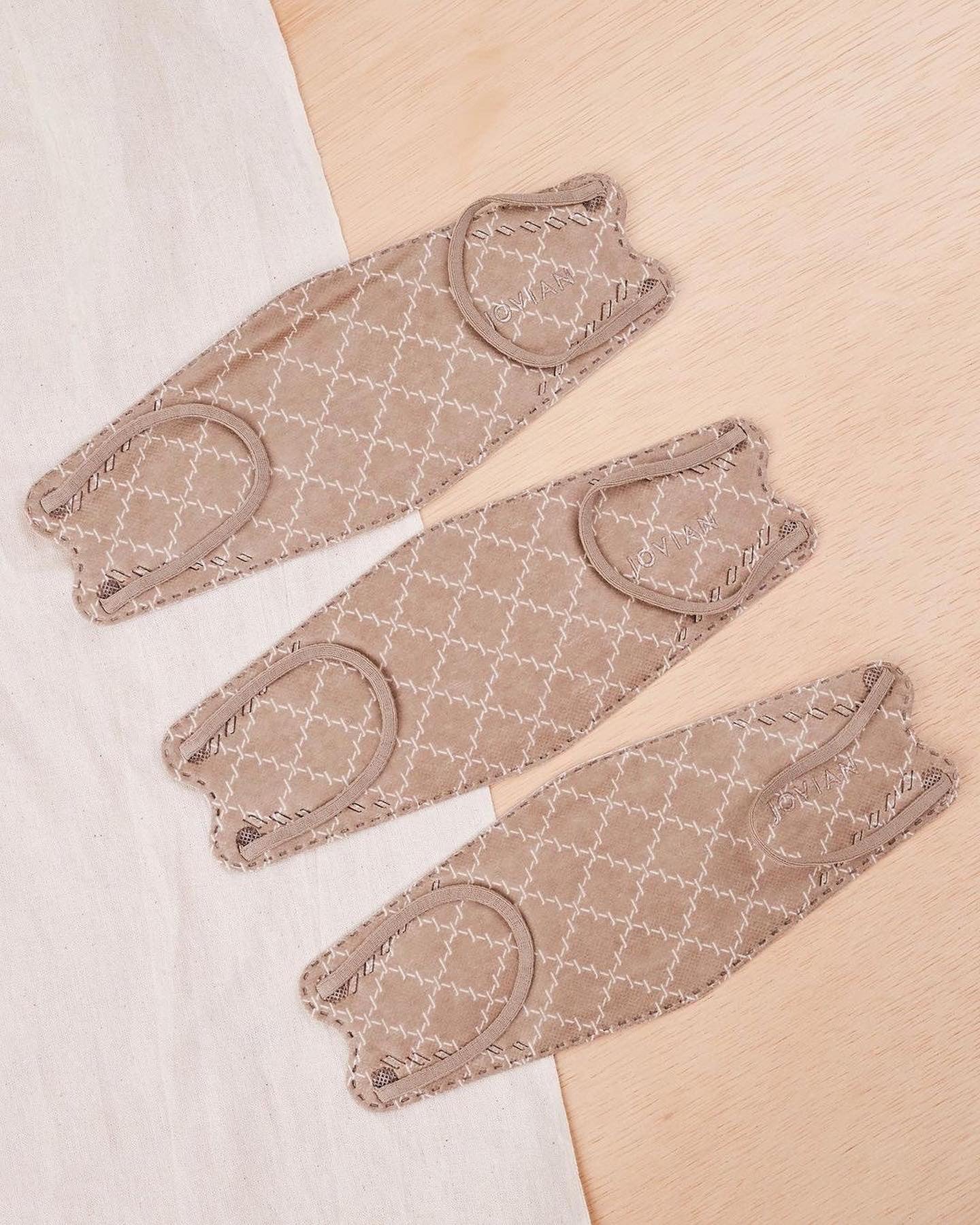 KF94 Earloop Face Mask in Wood