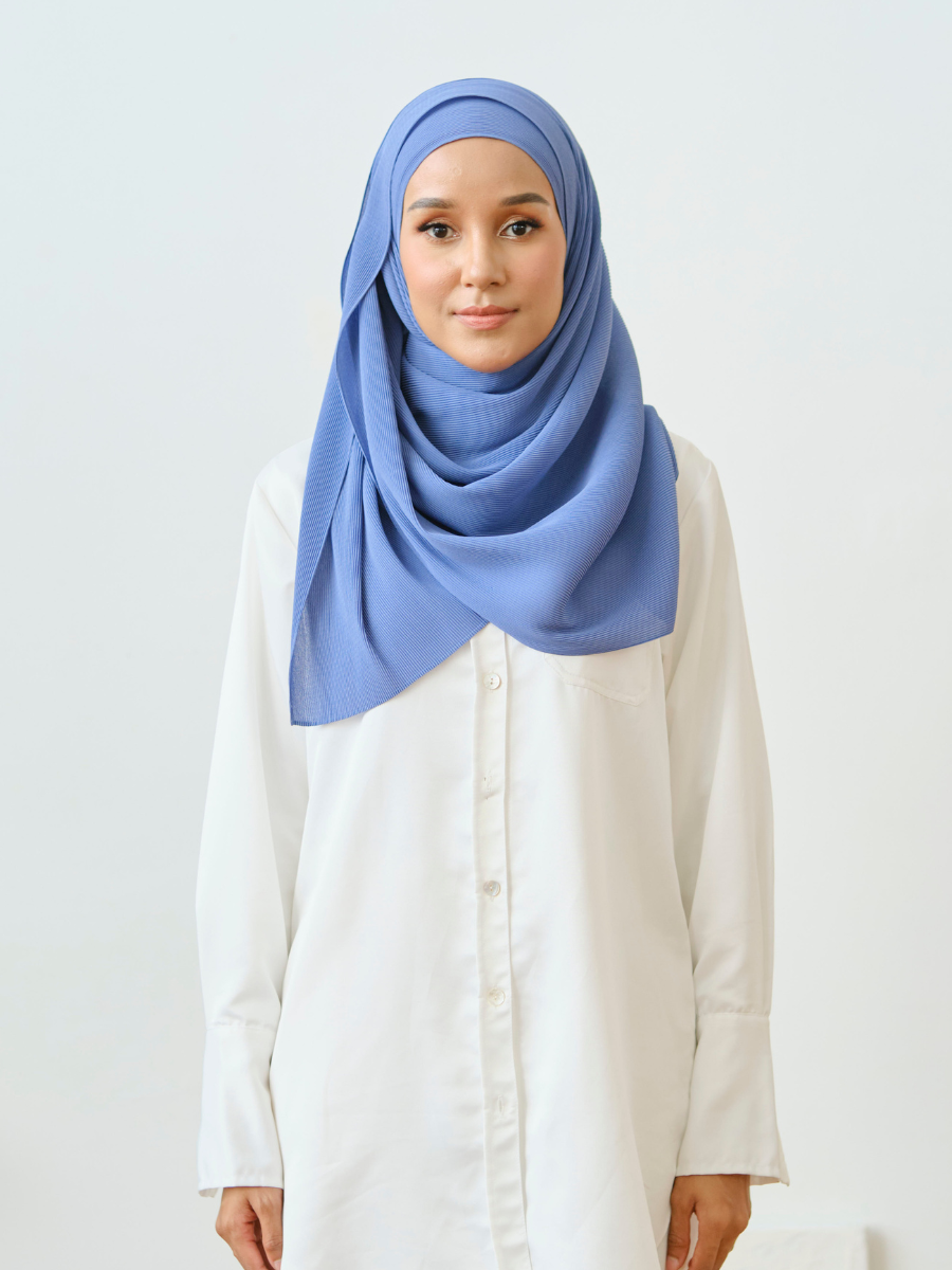 Amora Pleats 3.0 in Corn Flower
