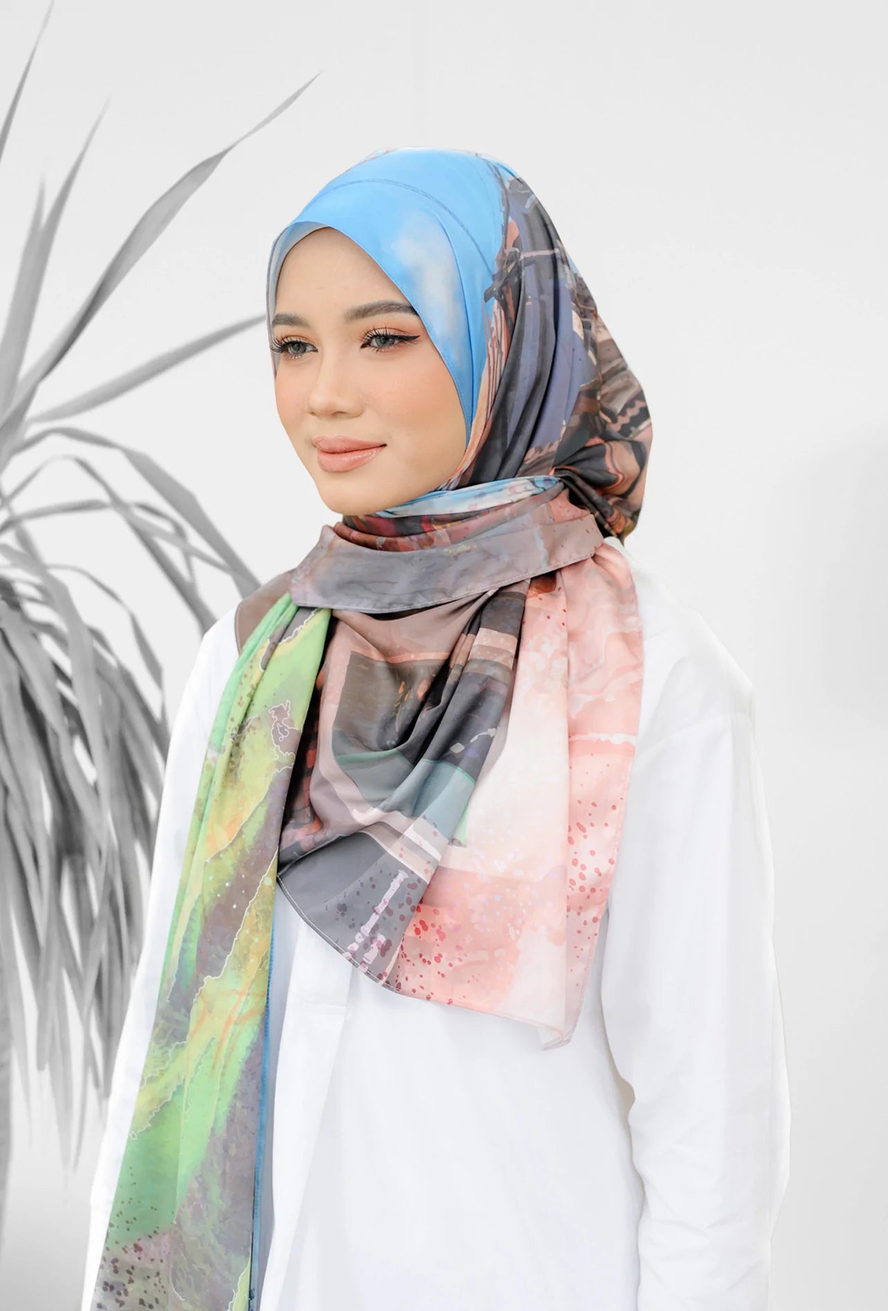 Bali Shawl in Kota Bali