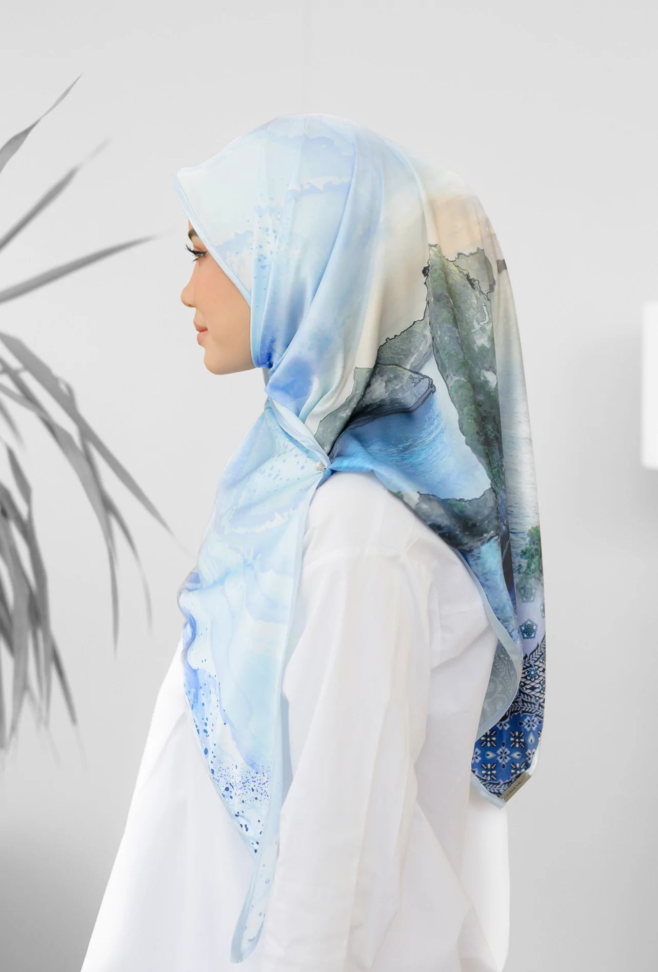 Bali Tri-Scarf in Nusa Penida