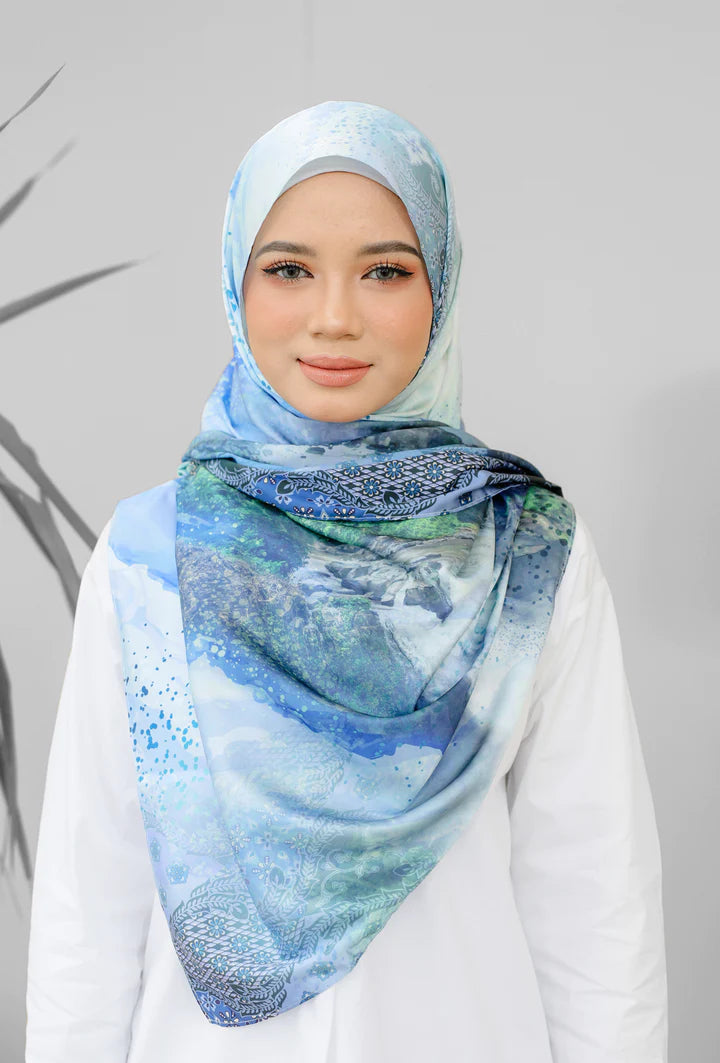 Bali Shawl in Nusa Penida