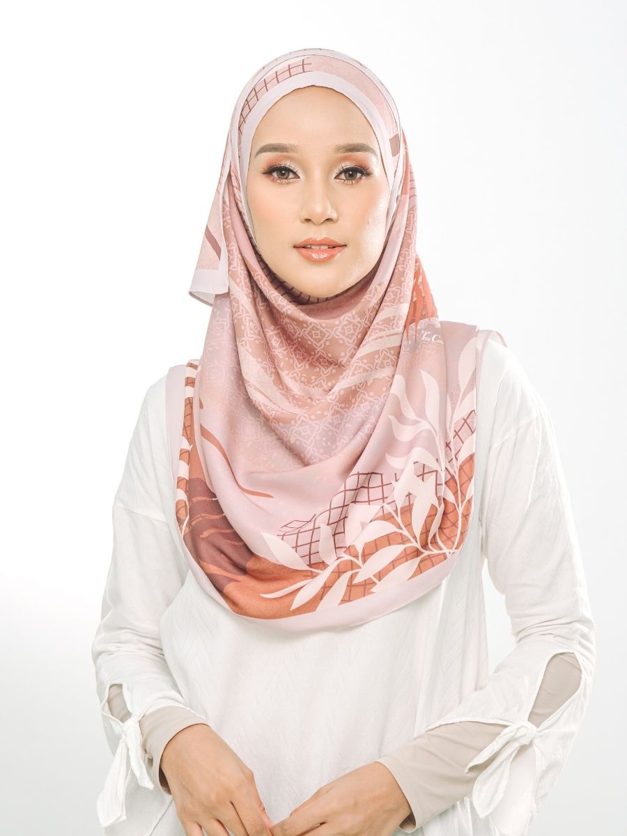 Sahara in Secret Shawl