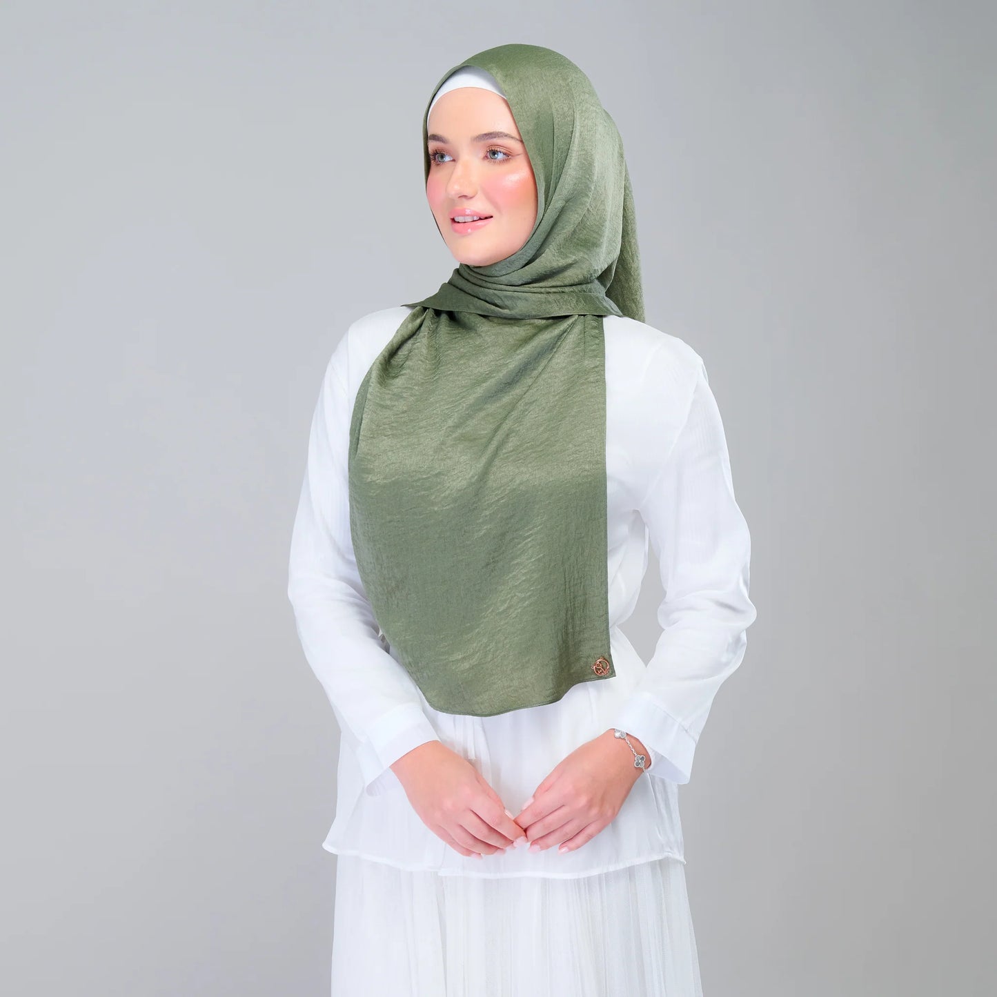 Instant Butterfly Tag & Go in Dark Olive