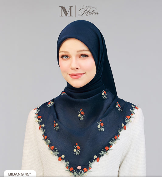 Sulam Mekar in Dark Blue 45”
