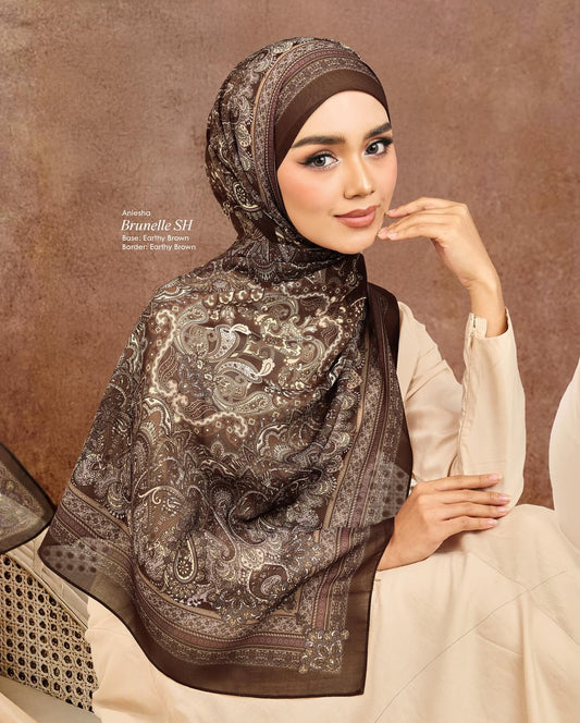 Aniesha in Brunelle Cotton Shawl