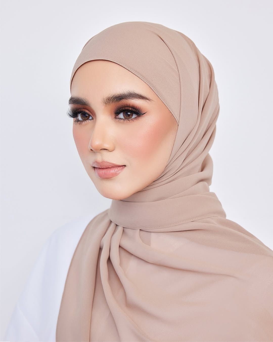 Mellysa Shawl in Light Brown