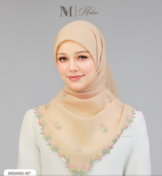 Sulam Mekar in Dusty Peach 45”