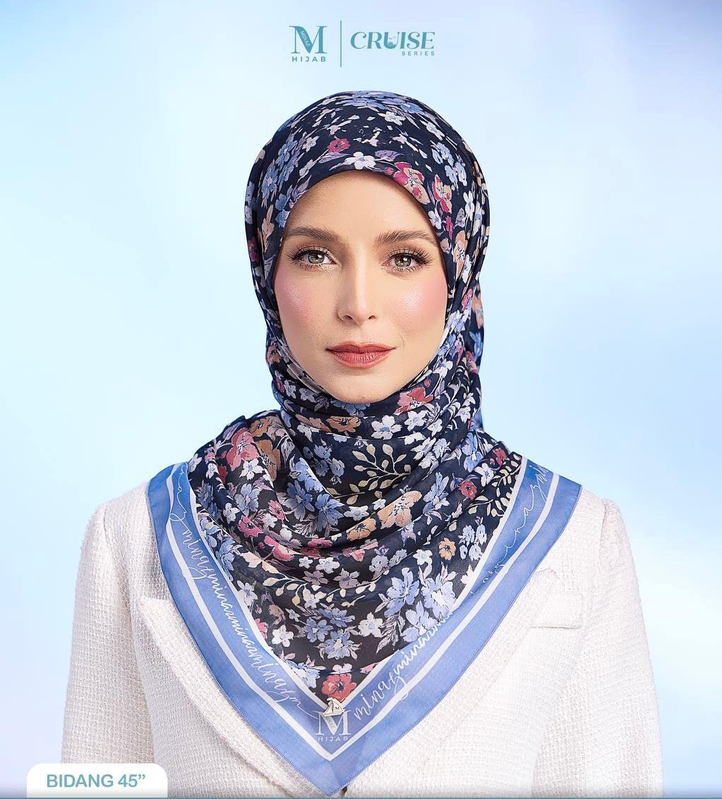 Cruise in Tokyo (Navy Blue) 45”